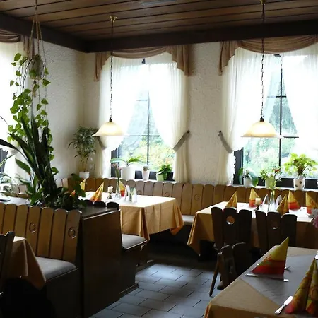 Weißes Rössel Mondfeld