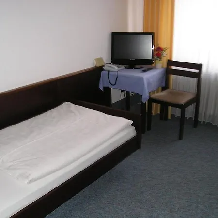 Weisses Rossel Hotel 2*